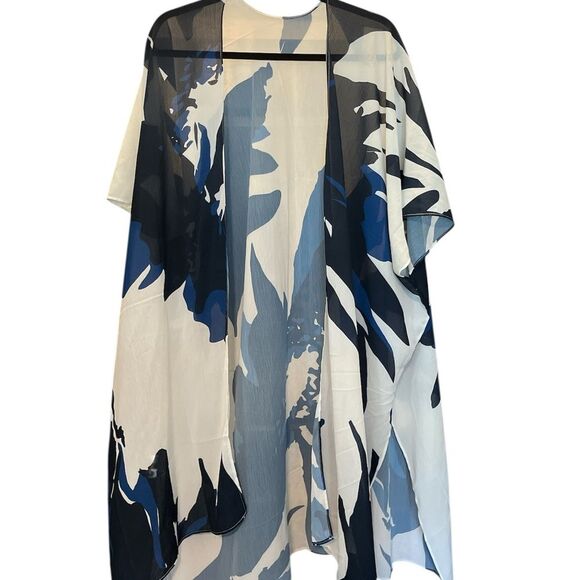 Unbranded Tops - Abstract Blue and White Kimono Style